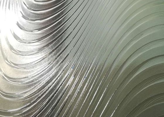 Разнослоистое громоздк тепловой волны отрежет по заданному размеру листовые стекл