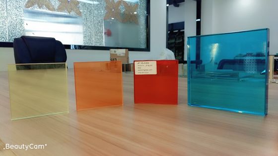 Стекло лобового стекла 8mm 300x300mm декоративное прокатанное